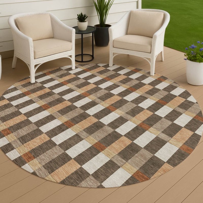 Tapis géométrique intérieur / extérieur lavable à la machine Chantille ACN2548, Chocolat, 8 pi x 8 pi