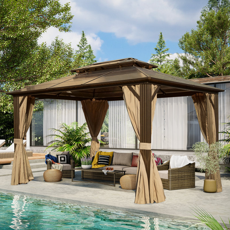 13 pi. L 10 pi. Pavillon en D, L 13 pi x P 10 pi