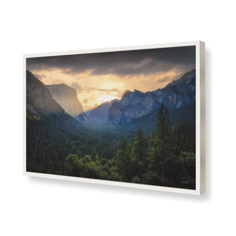 «Yosemite Dreams» par Martin Podt, reproduction d'art, 30 W x 20 H, White, Framed Print