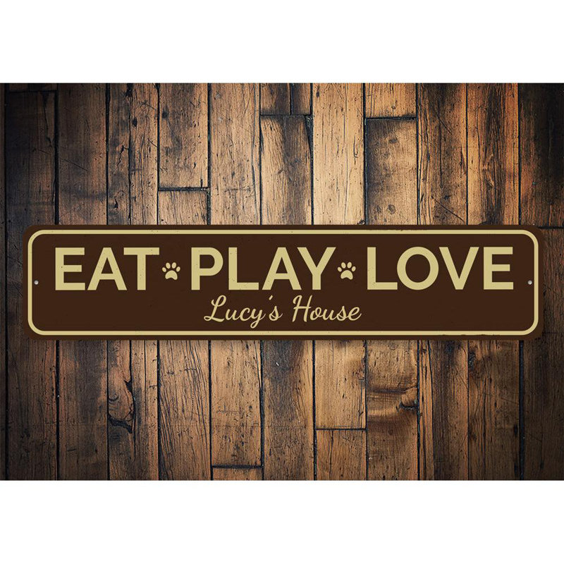 Plaque en aluminium «Eat Play Love Pet», H 4 po x l 18 po x P 0,04 po