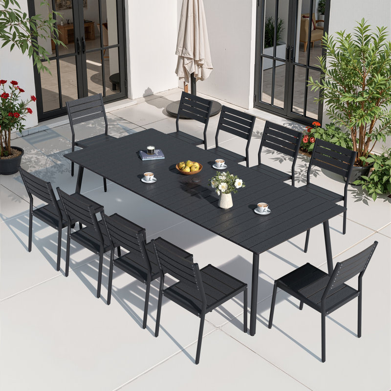 Ensemble repas pour 10 personnes en aluminium avec trou pour parasol et chaises empilables, Noir