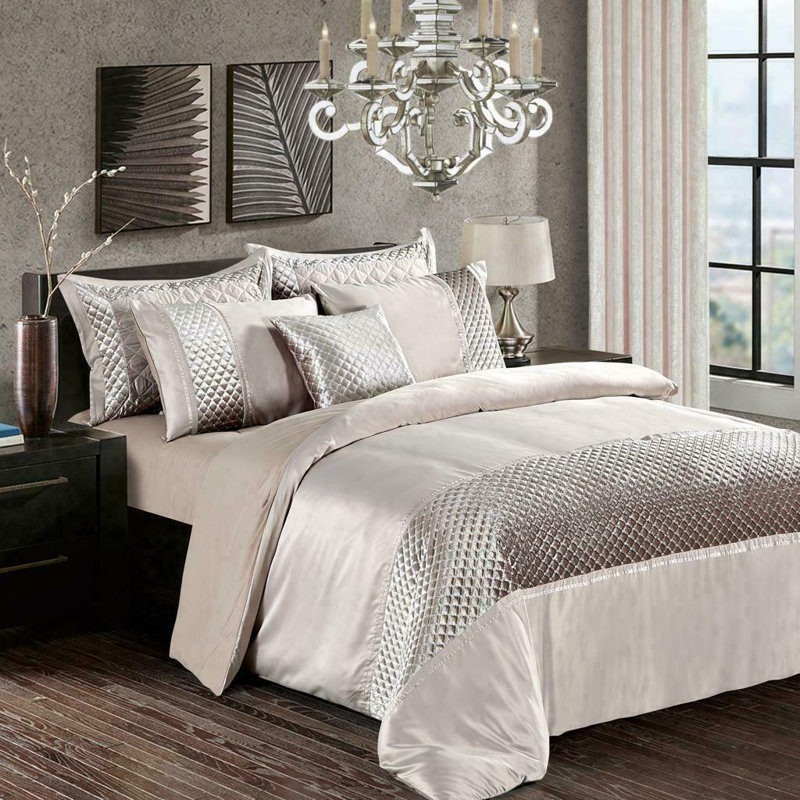 Calla Velvet Floral Duvet Cover Set with Pillowcases, King Duvet Cover + 2 Standard Pillowcases, Mink