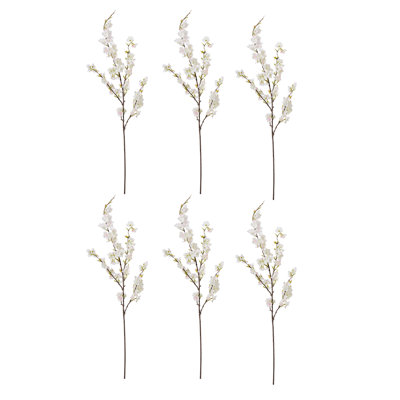 Arrangement de fleurs de cerisier