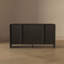 Buffet noir-128964522