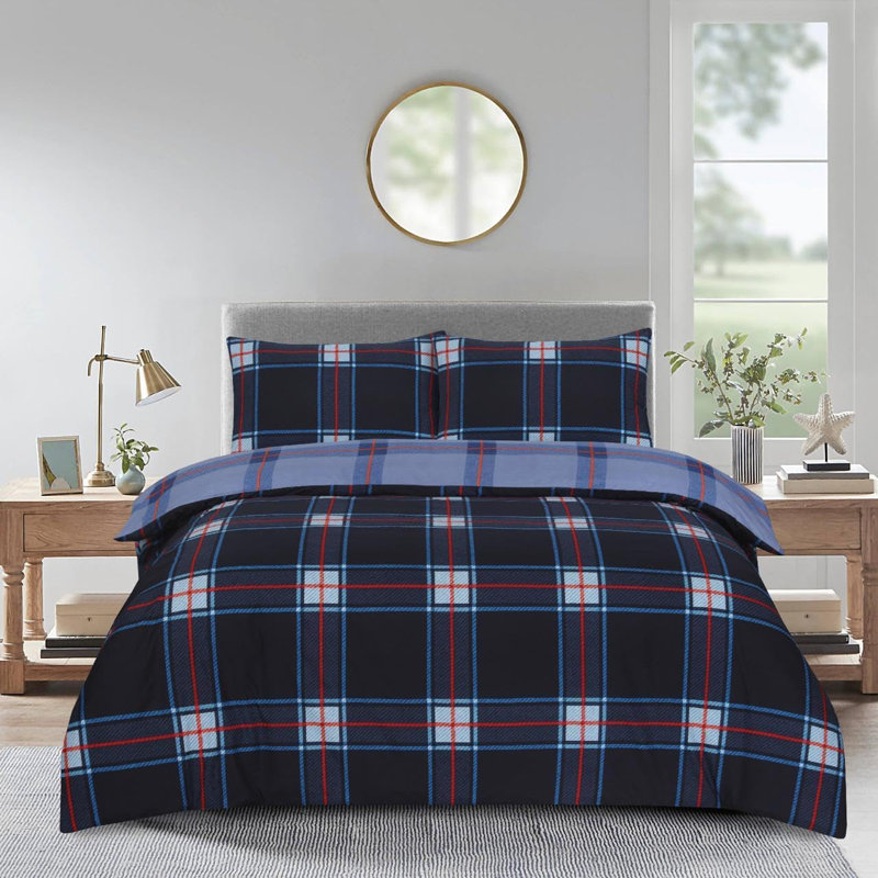 Cotton Blend Bedspread with Pillowcases, Navy Blue, Plaid, Kingsize Bedspread + 3 Additional Pieces