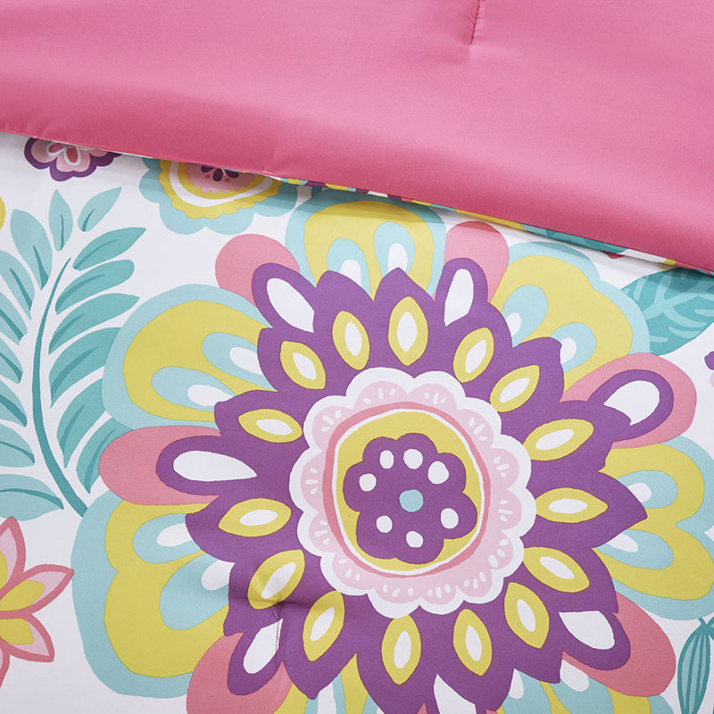 Icarus Floral Medallion Comforter Set, Full/Queen Comforter + 3 Additional Pieces