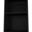 Bibliothèque mince noire à 5 tablettes pour un bureau et un panier de rangement organisé
