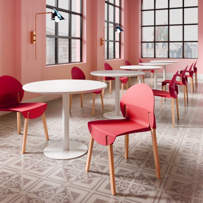 Ensemble de 4 chaises - Pieds en bois de chêne rouge et ensemble de mobilier de salle à manger et de salon en PP
