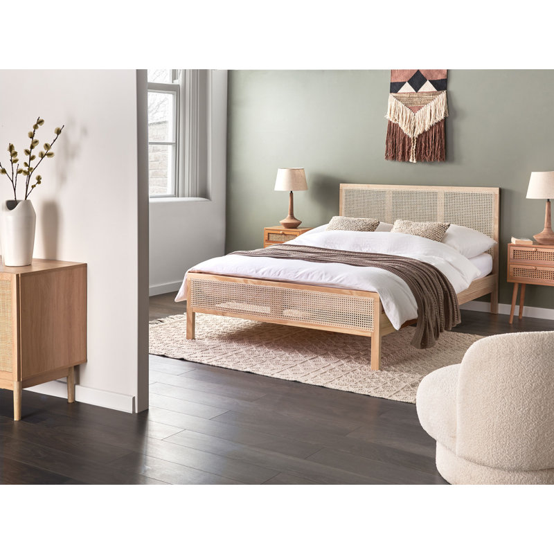Bed Pine Wood SALERNAS, Light Brown, European Double (140 x 200 cm)