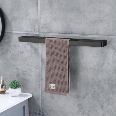 1 Towel Bar