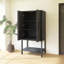 Armoire sophistiquée en placage de chêne avec plusieurs fonctions de rangement