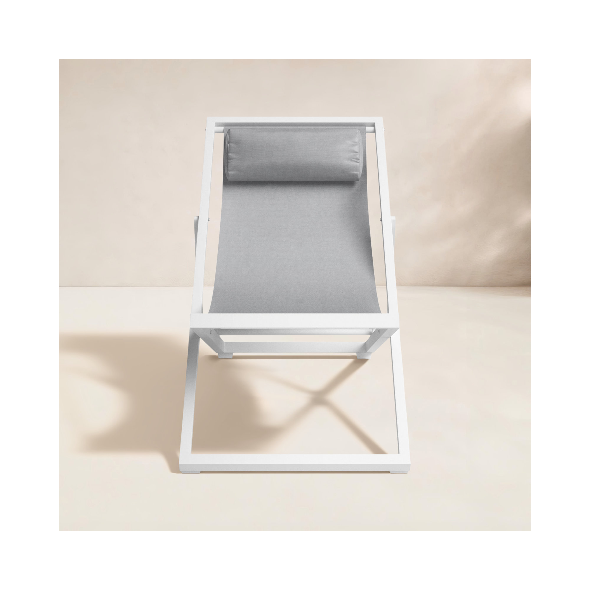 Barbarella Powder Coated Aluminum Outdoor Lounge Chair, White