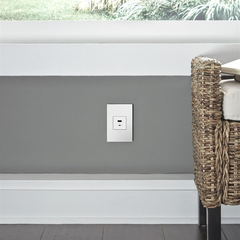 White Tamper Resistant USB Port Wall Outlet