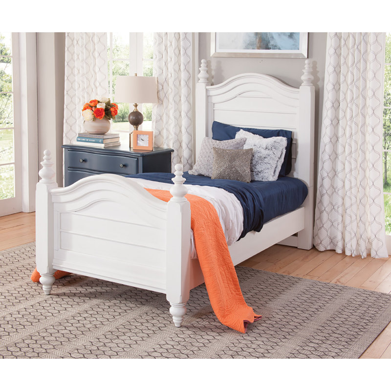 Amundson Standard Bed, White