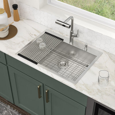 Évier de cuisine à montage sur plan 33 po x 22 po en acier inoxydable avec accessoires et robinet