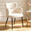 Fauteuil d'appoint rembourré en velours avec pieds en métal Cottle