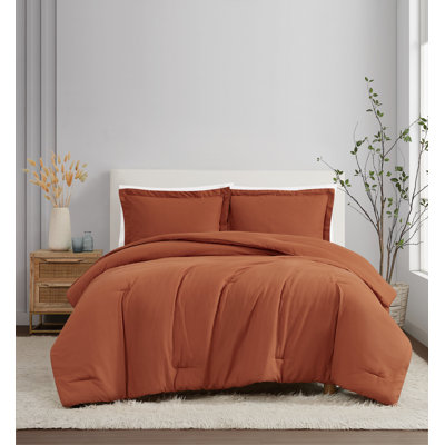 Nena Bedding