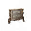 Table de chevet-117801983