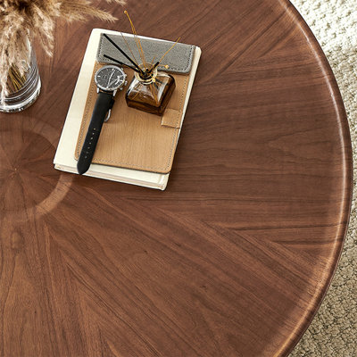 Table basse créative simple de style nouveau