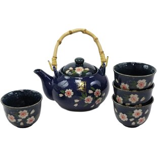 Vintage Japanese Small Teapot, Hot Saki, Sake Kettle, 4 Cups, White, Blue  Leaves, Asian Characters, Fine Porcelain Little Kettle Set, Japan 