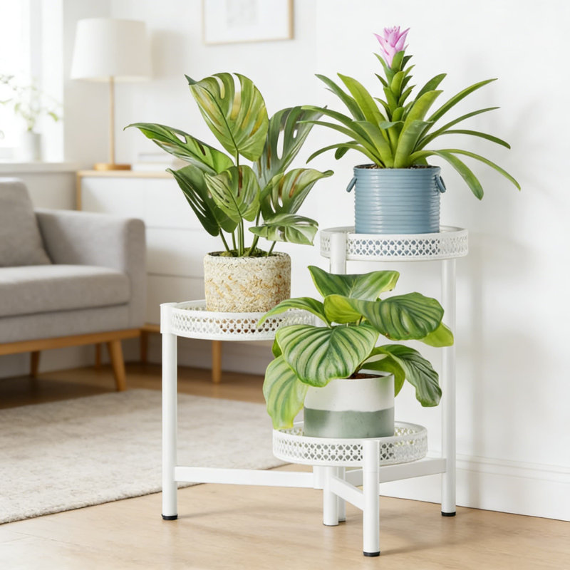 Support pour plante à 3 niveaux en métal pour une utilisation intérieure et extérieure, tablette de coin pliante robuste pour plusieurs plantes, support à fleurs compact pour balcon de patio