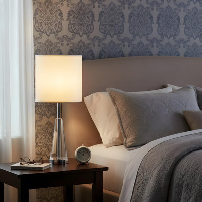 Lampe de table argentée 21,5 po Hebbe