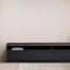 Meuble télé noir moderne de style minimaliste