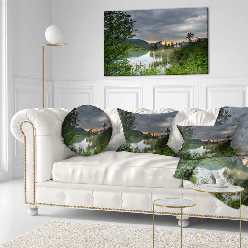Coussin imprimé paysage orageux
