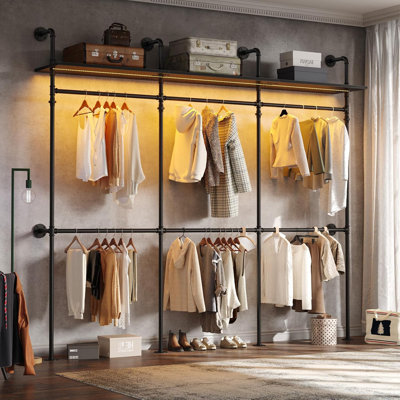 Portant à vêtements industriel de 9,85 pieds, support mural en L avec lumières à DEL, support à vêtements robuste avec tablettes