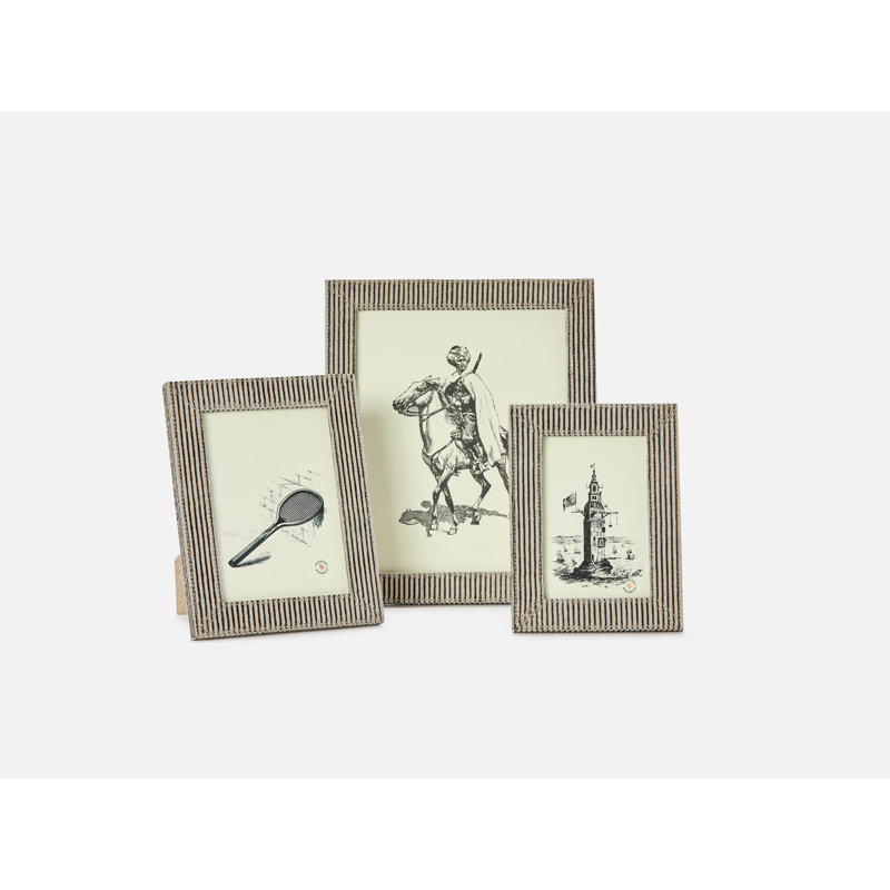 Hana Picture Frame