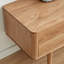 Petite table basse moderne et simple