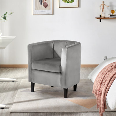 Barrel-Shaped Upholstered Velvet Chair by Latitude Run