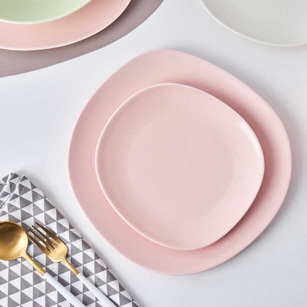 Delilah 8" Porcelain Salad Plate, Blush