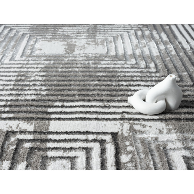 Tapis gris de la collection Sufiya, Rectangle 5 pi 2 po x 7 pi 5 po