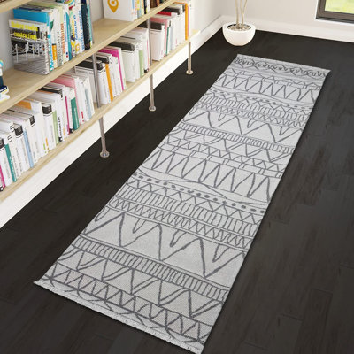 Chanhassen Southwestern Cotton Area Rug