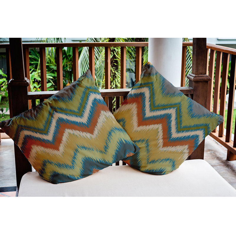 Coussin décoratif intérieur / extérieur Ikat, Bleu automne, 16 po x 16 po