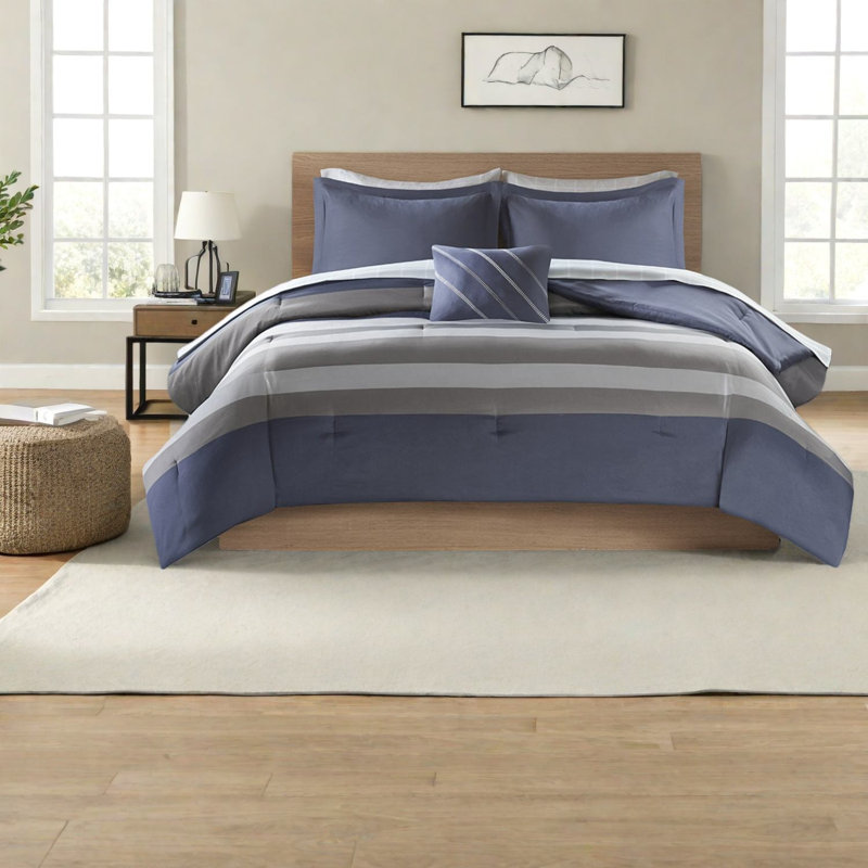 Comfortable Polyester Bedding Sets For Modern Home Space