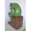 Statue bronze grenouille verte pensant - Taille: L 10 po x l 16 po x H 20 po.