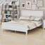 Lit plateforme en bois avec tête de lit et lattes en bois-643363194-643363195