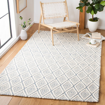 Karaline Hand Woven Wool And Cotton With Latex Geometric Rug
