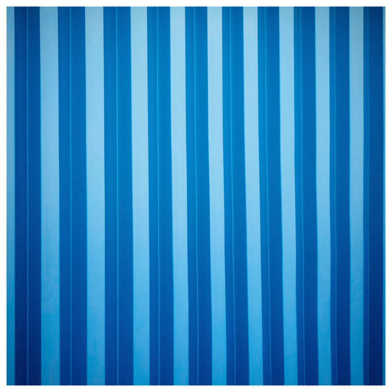 Tapis de bain bleu à rayures verticales, L 24 po x L 17 po