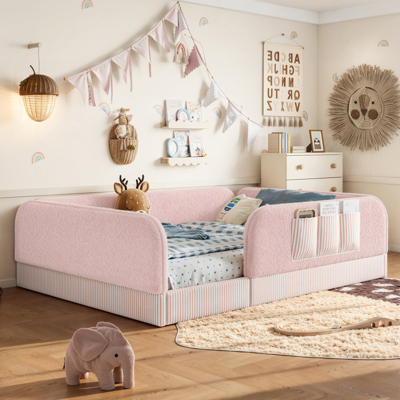 Grand lit à plancher tapissier avec rails et poche de rangement latérale, Grand lit, Rose