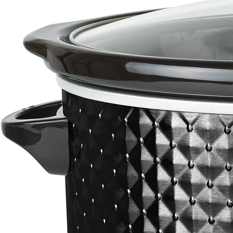 Brentwood SC-140S 220W 4.5 Qt Kitchen Electric Slow Cooker Pot, Scallop Silver, Black