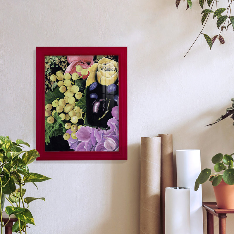 Floral on Black I, reproduction encadrée sur papier, H 11 po x l 9 po x P 1 po, Rouge