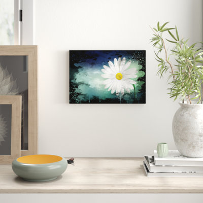 Flower Beautiful White Daisy - Wrapped Canvas