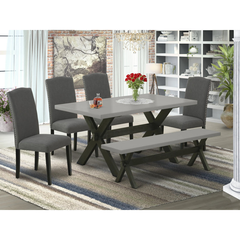 L'ensemble de table de salle à manger 6 pièces contient une table de cuisine rectangulaire avec pieds en X et 4 chaises Parson en tissu de lin Gotham foncé avec un banc, noir brossé
