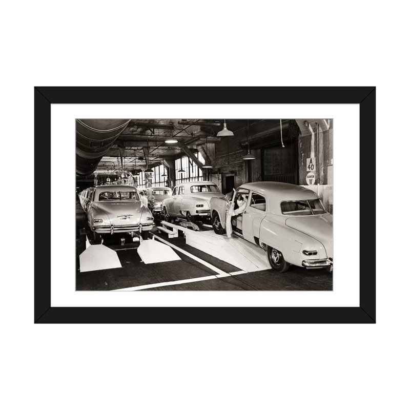 « années 1950 studebaker voiture production assembly », reproduction de photo sur toile tendue, H 24 po x l 32 po x P 1 po