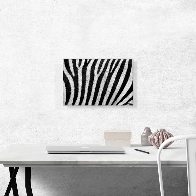 Zèbre rayée - impression sur toile tendue, H 12 po x l 18 po x P 0,75 po