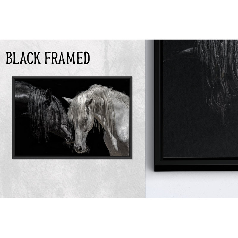 Reproduction d'art sur toile imprimée: Elegant Horse Couple Modern Farmhouse Decor, 1P BlackFramedCanves