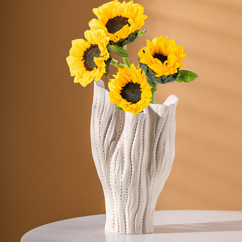 Emest Handmade Ceramic / Porcelain Table Vase, White